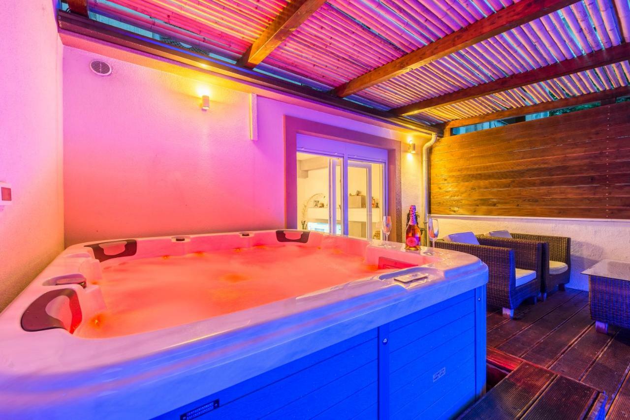 Alena Luxury Apartment With Jacuzzi Split Eksteriør bilde